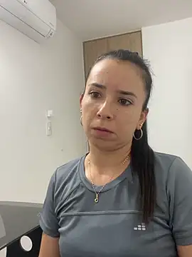 Vicky ro online show from November 16, 2025, 11:32 pm