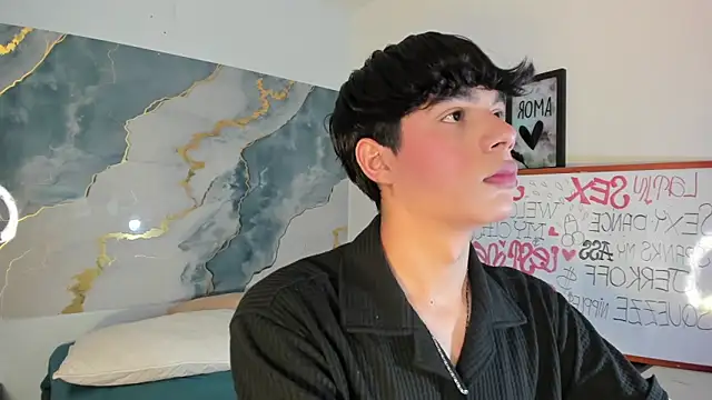 Snapshot of Isaac_Kurtt chatting on November 11, 2025, 7:36 pm Isaac Kurtt online show from November 11, 2025, 7:36 pm