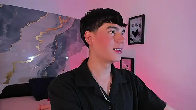 Snapshot of Isaac_Kurtt chatting on November 28, 2025, 7:38 pm Isaac Kurtt online show from November 28, 2025, 7:38 pm