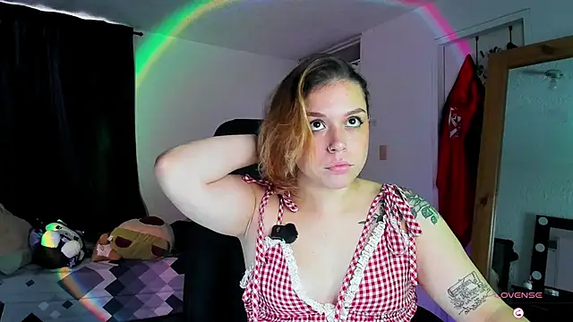 Snapshot of Dubraska_Rubio chatting on November 21, 2025, 10:19 pm Dubraska Rubio online show from November 21, 2025, 10:19 pm