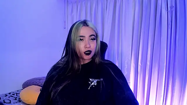 Lilith Zenith  online show from December 21, 2025, 4:19 am