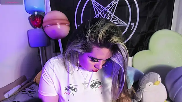 Snapshot of Lilith_Zenith_ chatting on February 14, 2026, 4:20 am Lilith Zenith online show from February 14, 2026, 4:20 am