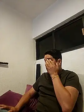 yayo 33 online show from April 11, 2026, 3:00 am