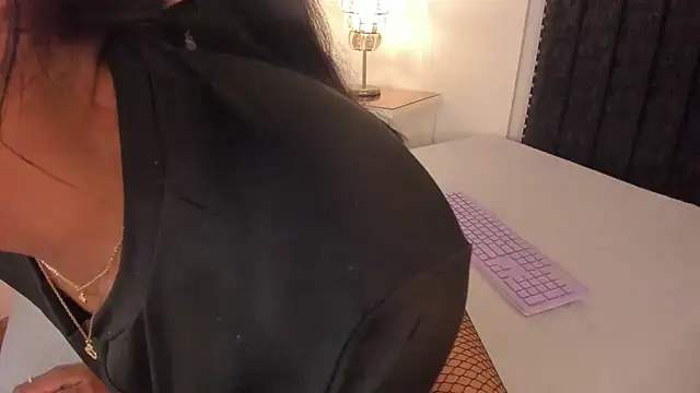 Snapshot of gabriella_ortiz chatting on February 2, 2026, 7:23 pm gabriella ortiz online show from February 2, 2026, 7:23 pm