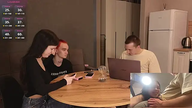 notaswingers online show from November 8, 2025, 11:14 pm