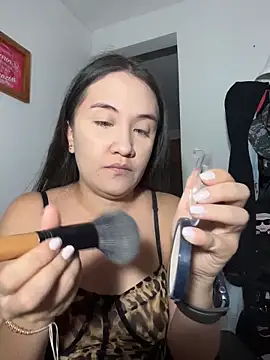 Snapshot of Melody_Spencer26 chatting on December 3, 2025, 3:43 pm Melody Spencer26 online show from December 3, 2025, 3:43 pm