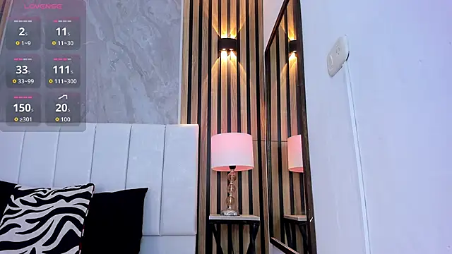 Snapshot of Carlotta_de_velour chatting on November 21, 2025, 3:05 am Carlotta de velour online show from November 21, 2025, 3:05 am