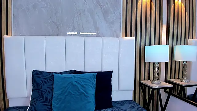 Snapshot of Carlotta_de_velour chatting on November 25, 2025, 1:05 am Carlotta de velour online show from November 25, 2025, 1:05 am