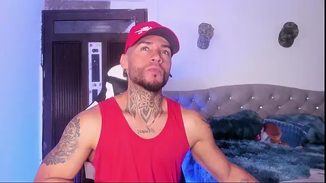 Snapshot of couple-hothot chatting on November 14, 2025, 9:24 pm couple-hothot online show from November 14, 2025, 9:24 pm