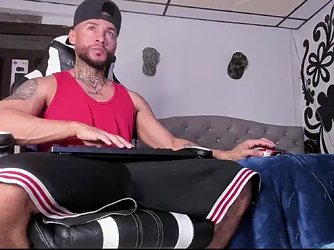 couple-hothot online show from January 9, 2026, 9:49 pm