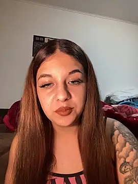 CurvyRush online show from November 10, 2025, 11:48 pm