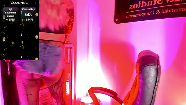 Snapshot of mistressparty chatting on February 20, 2026, 1:02 am mistressparty online show from February 20, 2026, 1:02 am