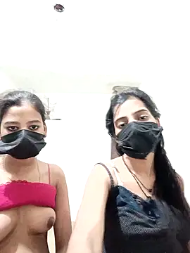 Snapshot of Hot_komall chatting on February 11, 2026, 1:43 am Hot komall online show from February 11, 2026, 1:43 am