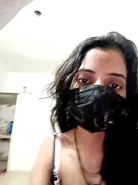 Snapshot of Hot_komall chatting on February 27, 2026, 1:27 am Hot komall online show from February 27, 2026, 1:27 am