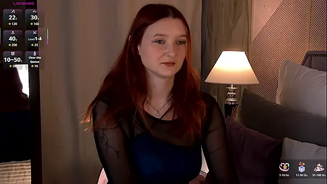 Snapshot of Ellllie chatting on December 14, 2025, 7:03 am Ellllie online show from December 14, 2025, 7:03 am