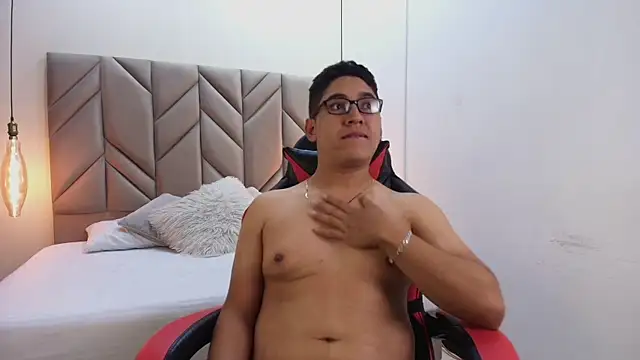 DanteVoss online show from November 22, 2025, 3:49 am