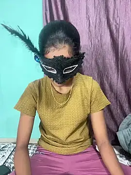 leenaboyxh online show from December 15, 2025, 1:26 pm