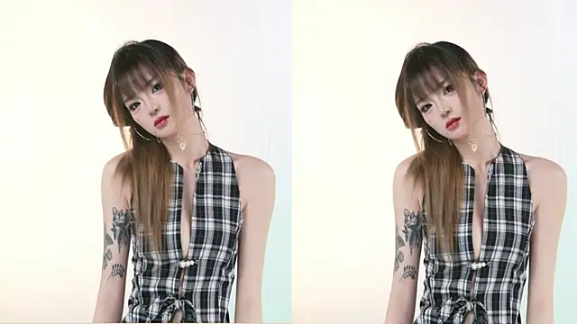 Snapshot of MHe-002 chatting on March 7, 2026, 10:12 am MHe-002 online show from March 7, 2026, 10:12 am