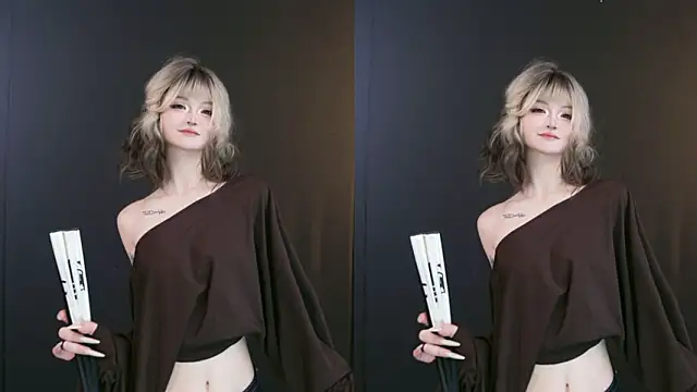 Snapshot of MHe-002 chatting on March 17, 2026, 8:12 pm MHe-002 online show from March 17, 2026, 8:12 pm