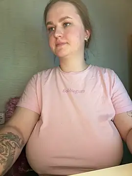 Snapshot of Monika_Boobs chatting on December 17, 2025, 5:19 pm Monika Boobs online show from December 17, 2025, 5:19 pm