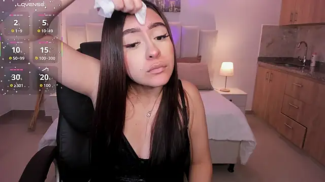 Maya vexx online show from January 10, 2026, 8:43 pm