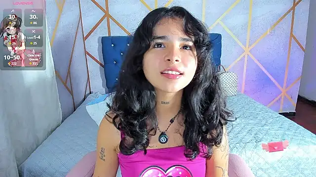 Snapshot of _vaiolet_owo chatting on January 17, 2026, 5:12 am vaiolet owo online show from January 17, 2026, 5:12 am