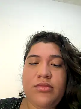 sweetmuslim01 online show from September 25, 2025, 4:43 pm