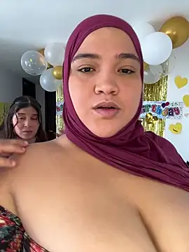 sweetmuslim01 online show from April 26, 2026, 5:10 pm