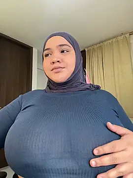 sweetmuslim01 online show from May 29, 2026, 8:29 pm