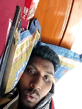 Snapshot of ThirstyBalloon5 chatting on December 18, 2025, 5:30 pm ThirstyBalloon5 online show from December 18, 2025, 5:30 pm