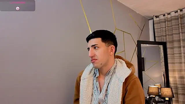 Snapshot of Un_Sluttyy chatting on December 16, 2025, 11:37 am Un Sluttyy online show from December 16, 2025, 11:37 am