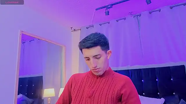 Snapshot of Un_Sluttyy chatting on January 12, 2026, 11:37 am Un Sluttyy online show from January 12, 2026, 11:37 am