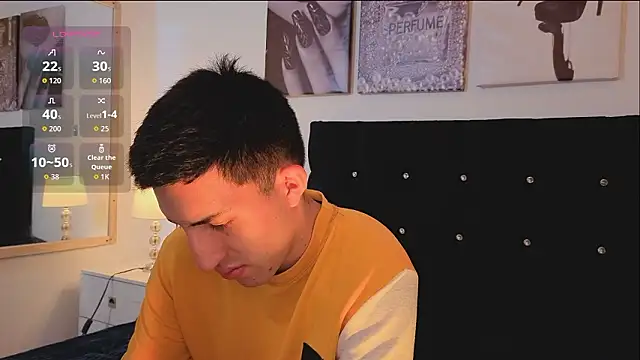 Un Sluttyy online show from March 7, 2026, 11:40 am