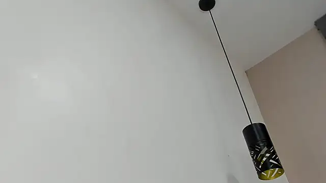 Snapshot of LaurenSnow__ chatting on November 18, 2025, 8:02 pm LaurenSnow online show from November 18, 2025, 8:02 pm