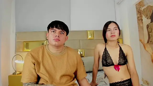 Snapshot of LoveRebels_ chatting on December 15, 2025, 12:53 pm LoveRebels online show from December 15, 2025, 12:53 pm