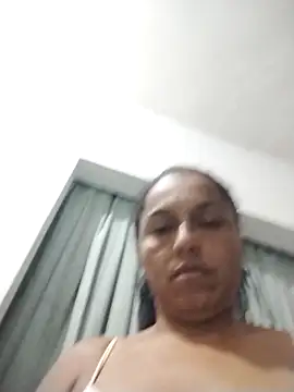  Lizeth  online show from March 28, 2026, 4:56 am