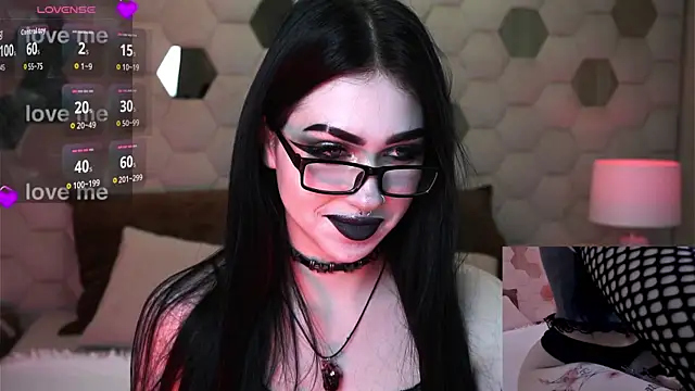 Snapshot of FetishForCassie chatting on December 17, 2025, 11:11 pm FetishForCassie online show from December 17, 2025, 11:11 pm