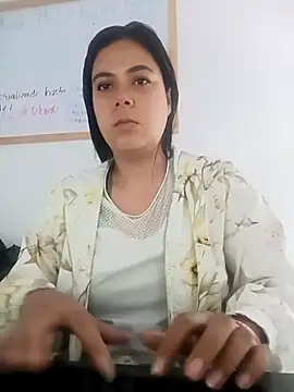 LorieFerrer online show from February 17, 2025, 2:59 pm