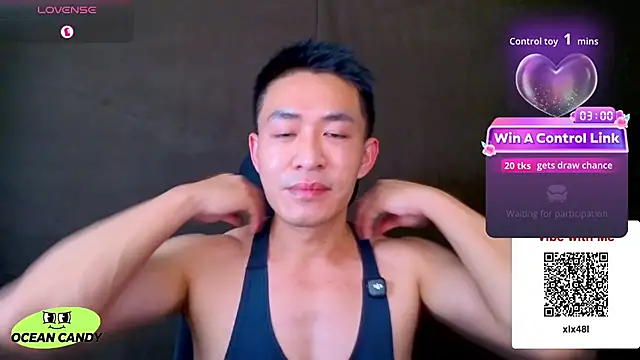 Snapshot of OceanCandy chatting on March 26, 2026, 3:39 pm OceanCandy online show from March 26, 2026, 3:39 pm
