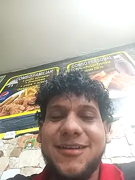 prototipoA45 online show from December 15, 2025, 10:14 pm