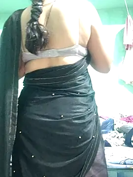 Snapshot of Piya_Bakshi chatting on January 8, 2026, 6:16 am Piya Bakshi online show from January 8, 2026, 6:16 am