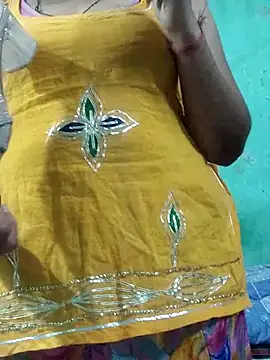 Snapshot of Piya_Bakshi chatting on February 7, 2026, 8:40 am Piya Bakshi online show from February 7, 2026, 8:40 am