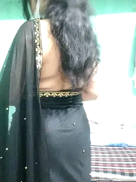 Snapshot of Piya_Bakshi chatting on February 12, 2026, 8:42 am Piya Bakshi online show from February 12, 2026, 8:42 am