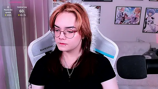 Lily  Evans online show from March 4, 2026, 3:56 am