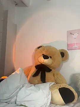 Snapshot of caro_gemm chatting on February 22, 2026, 4:57 am caro gemm online show from February 22, 2026, 4:57 am