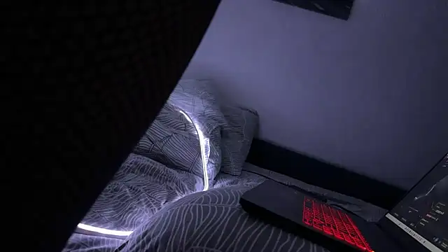 Snapshot of MollyLoveX chatting on December 13, 2025, 7:53 pm MollyLoveX online show from December 13, 2025, 7:53 pm