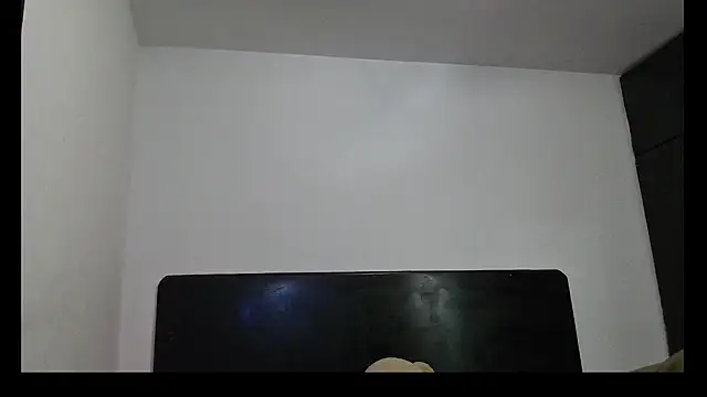 vanevip123 online show from March 3, 2026, 12:50 am