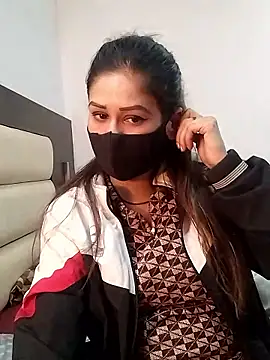 Snapshot of black_and_white_choco chatting on January 13, 2026, 8:19 am black and white choco online show from January 13, 2026, 8:19 am