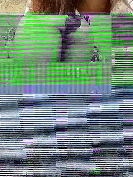 luna-sisi online show from January 18, 2026, 6:06 am