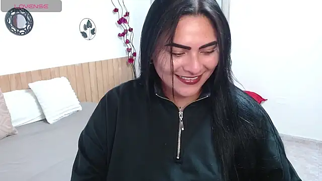 Snapshot of MariaVex chatting on February 12, 2026, 8:04 pm MariaVex online show from February 12, 2026, 8:04 pm